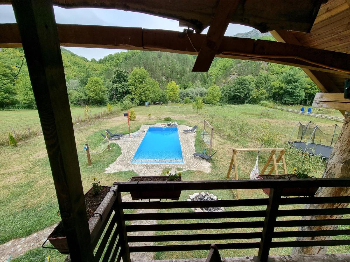 Exo Log Cottage Jezero  Esterno foto