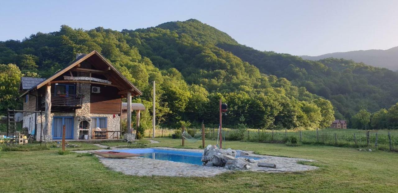 Exo Log Cottage Jezero  Esterno foto