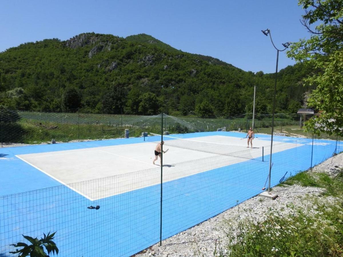 Exo Log Cottage Jezero  Esterno foto